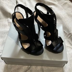 Jessica Simpson heels